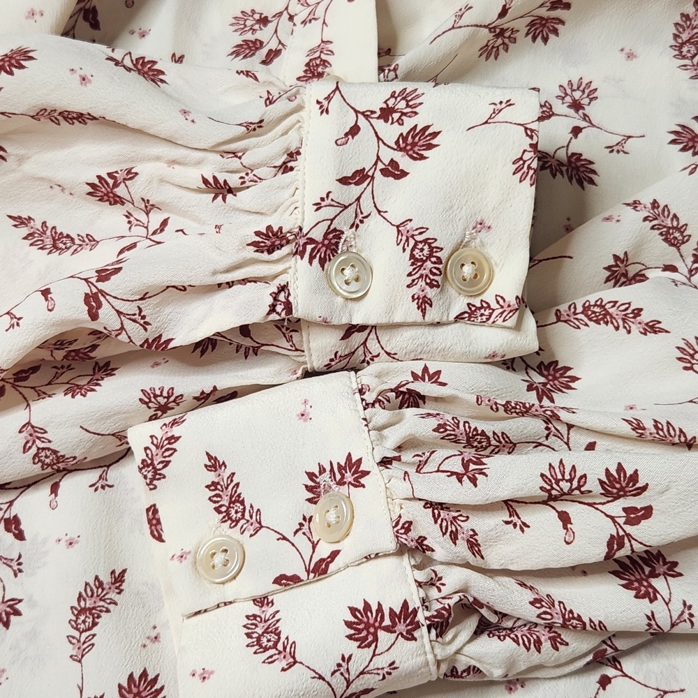 FRAME Voluminous Button Up Shirt in Floral/Off-white - Picture 4 of 7